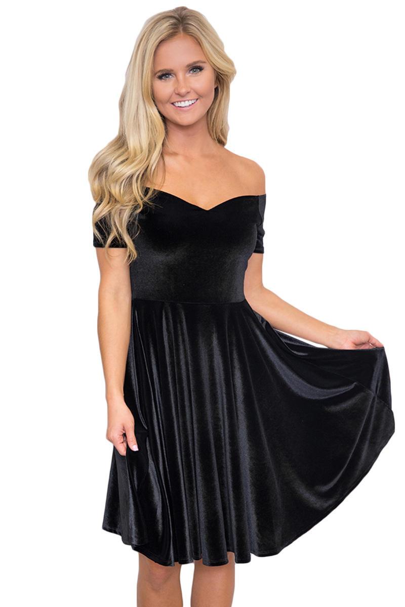 Sexy Black Velvet Off  Shoulder  Pleated Skater  Dress 